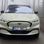 ford-mustang-mach-e-2026-test-6