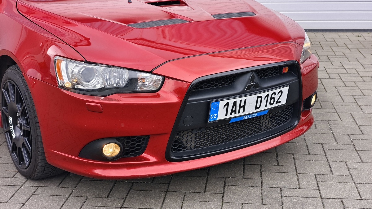 mitsubishi-lancer-x-ralliart-11