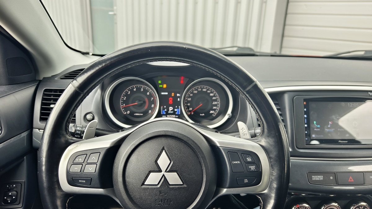 mitsubishi-lancer-x-ralliart-30