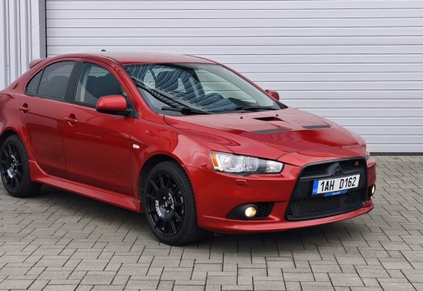 mitsubishi-lancer-x-ralliart-8