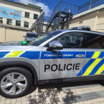 Další nové Kodiaqy u policie. Mají speciální doktorské vybavení a zelený maják