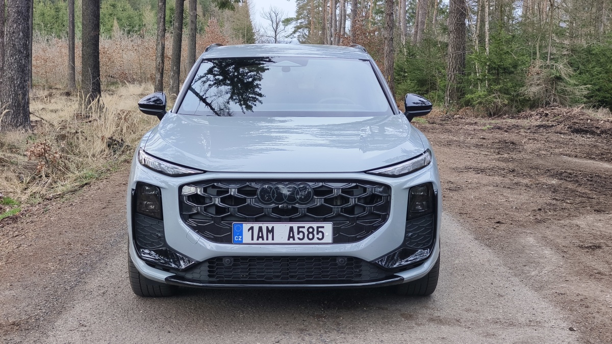 audi-q3-suv-test-2026-5