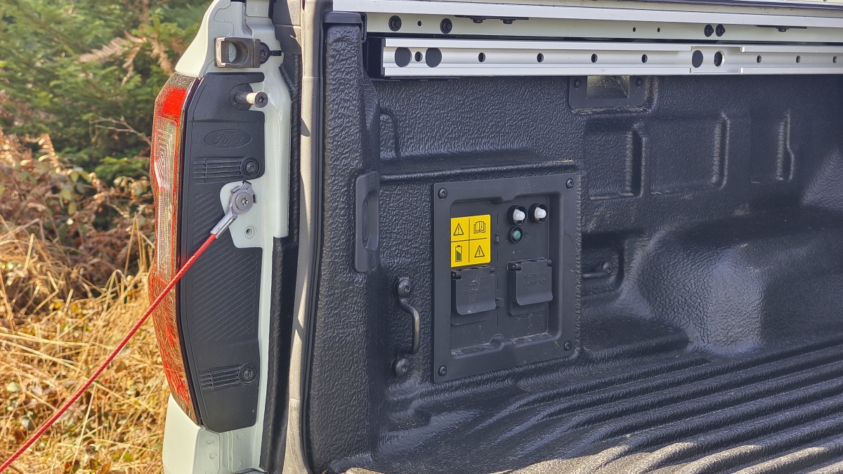 ford-ranger-phev-test-2026-25