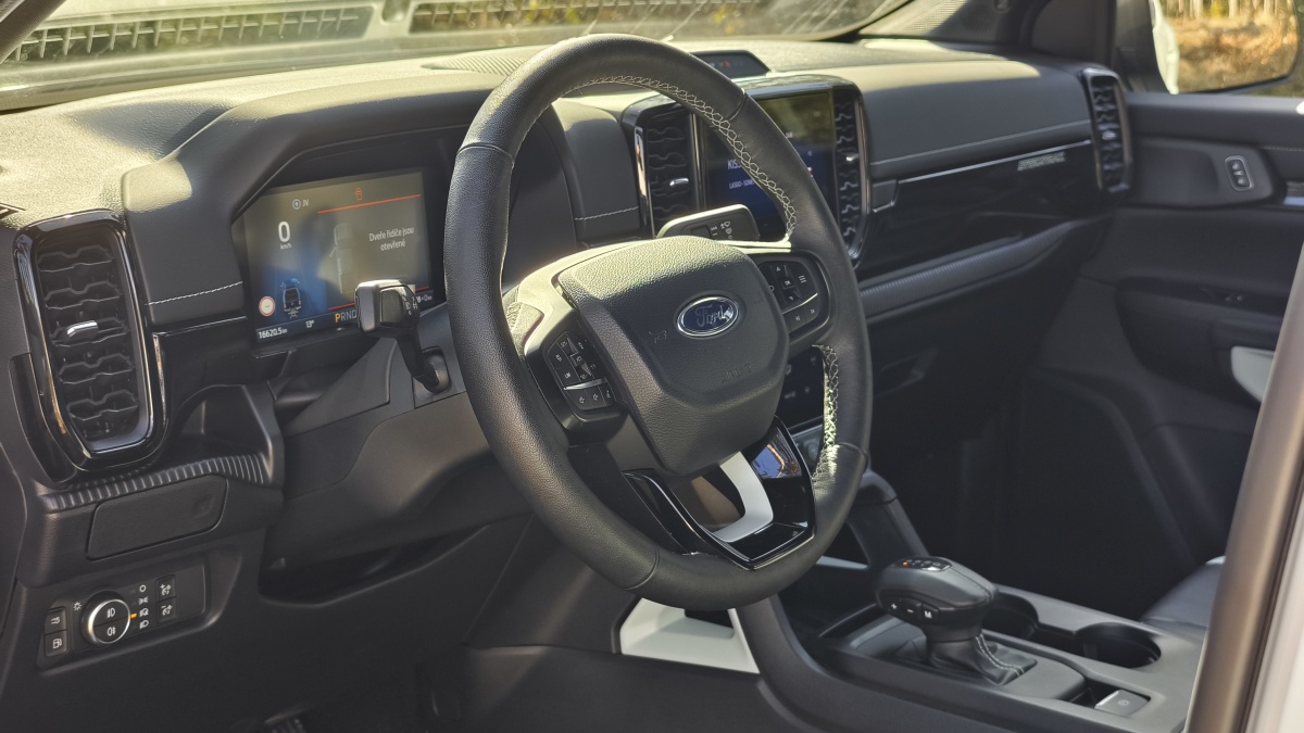 ford-ranger-phev-test-2026-38