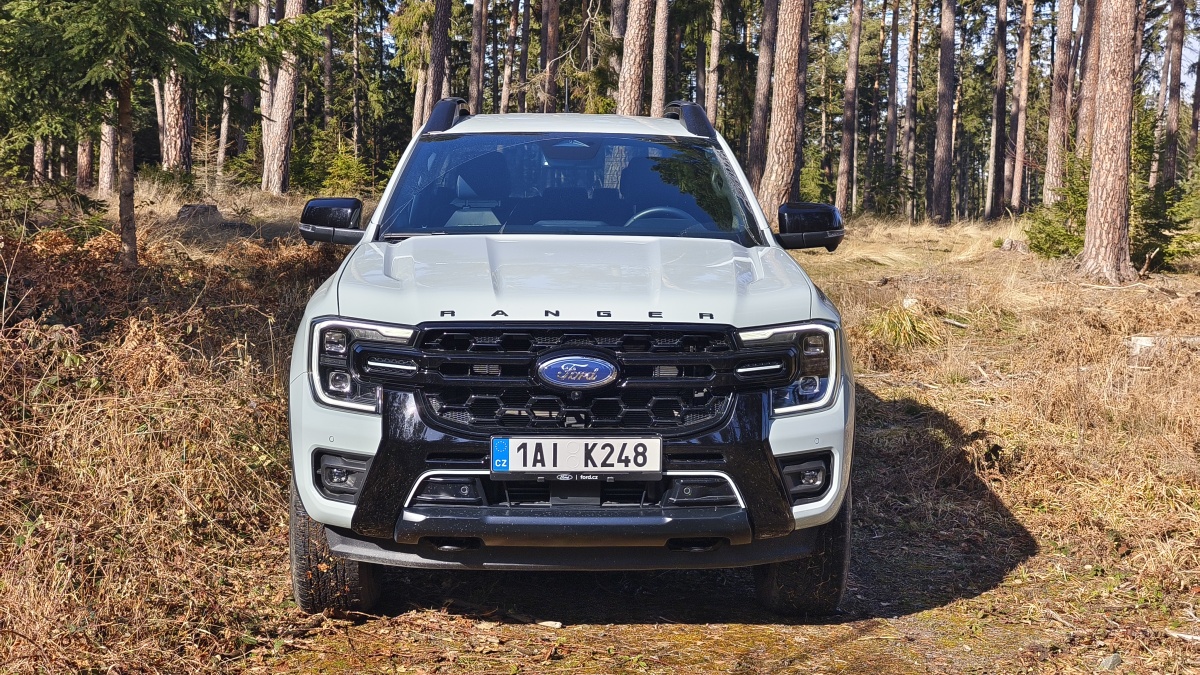 ford-ranger-phev-test-2026-4