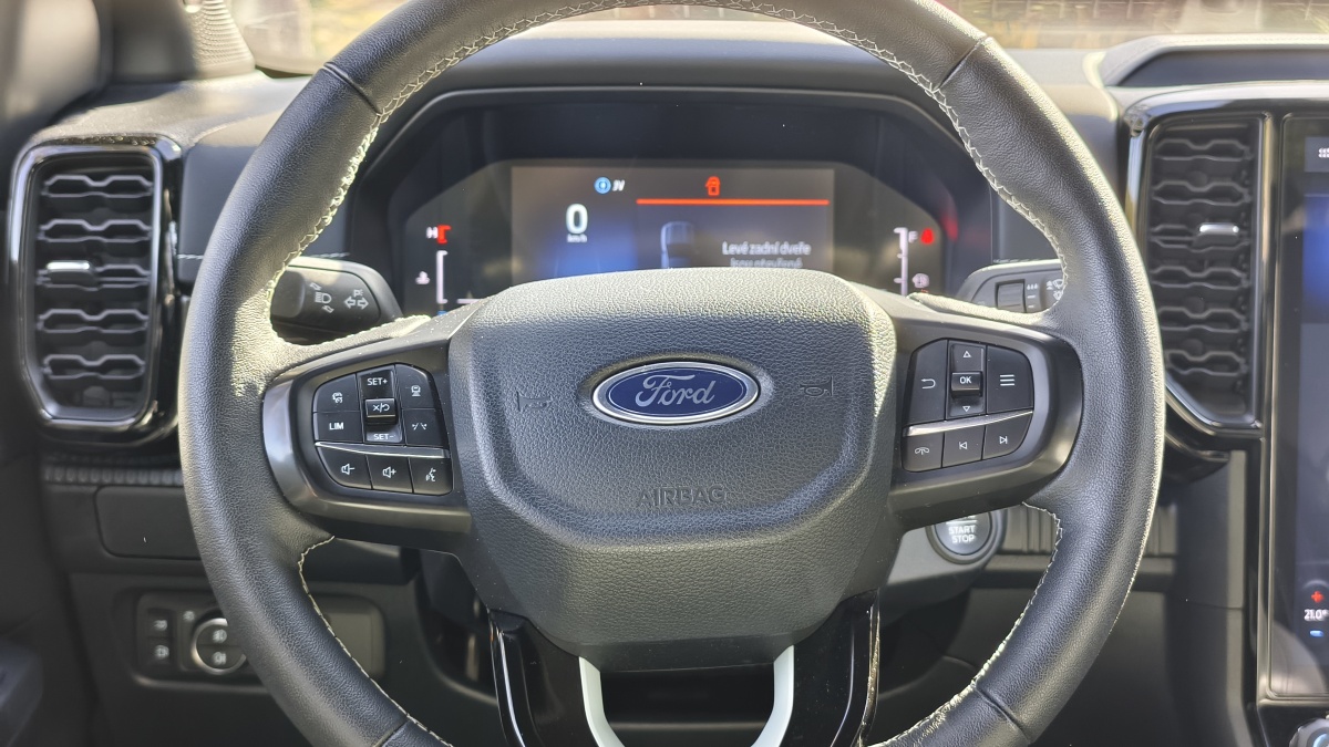 ford-ranger-phev-test-2026-48