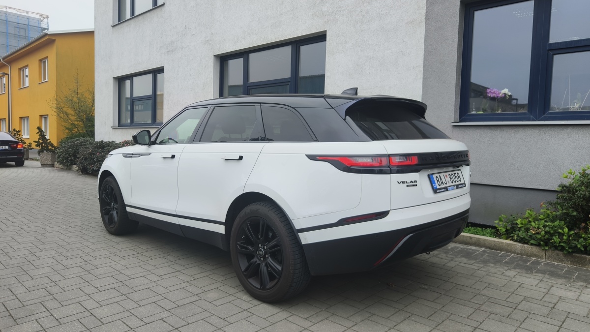 range-rover-velar-test-2026-4