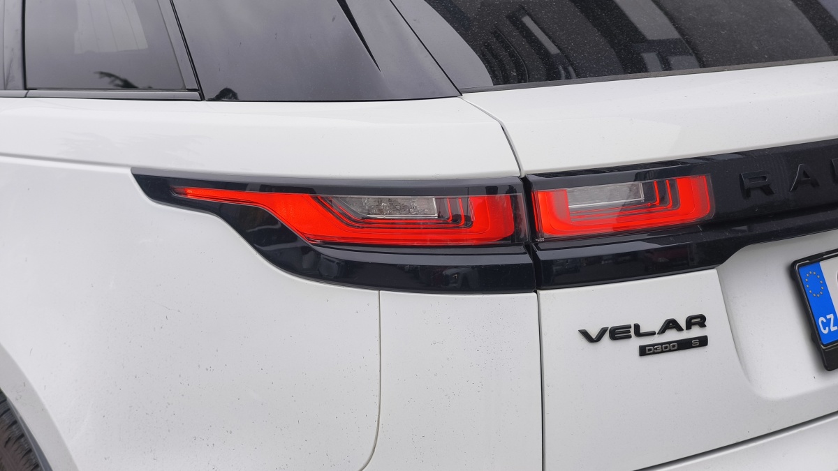 range-rover-velar-test-2026-7