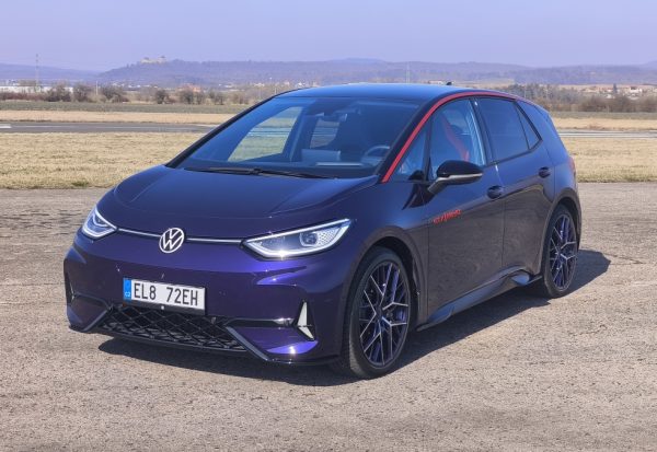 volkswagen-id-3-fire-and-ice-2026-test-1