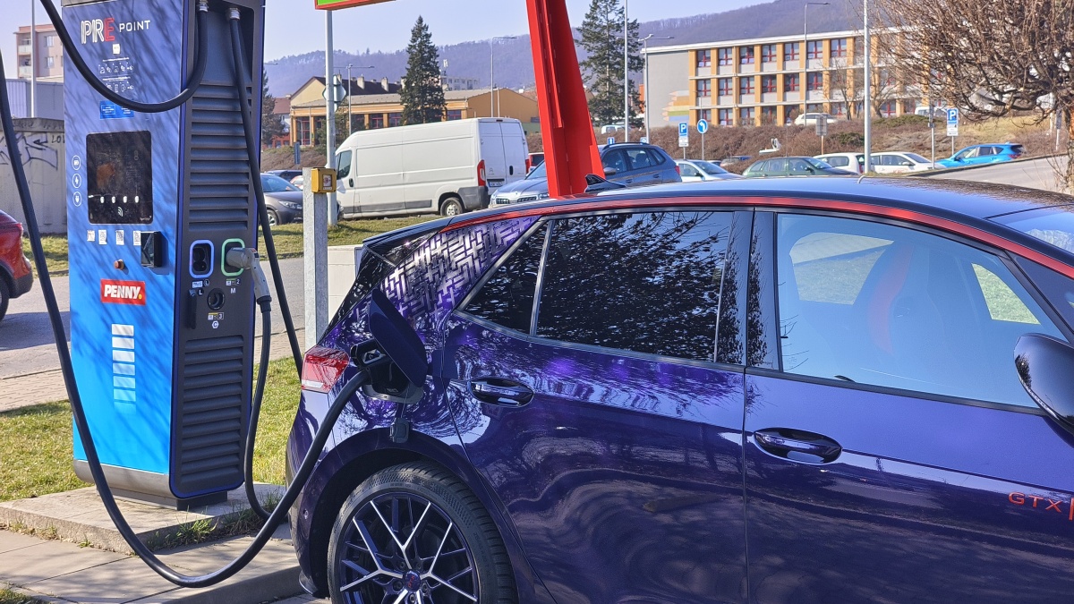 volkswagen-id-3-fire-and-ice-2026-test-30