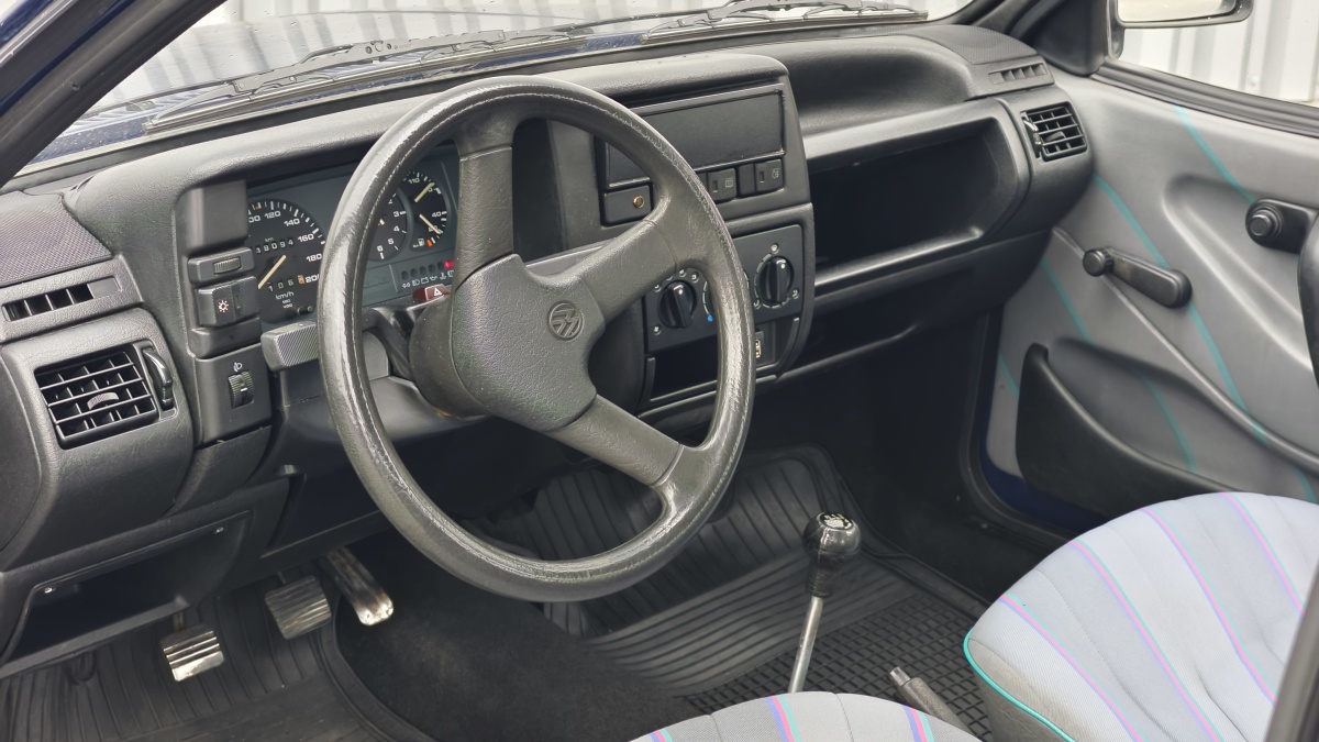 volkswagen-polo-86c-steilheck-21