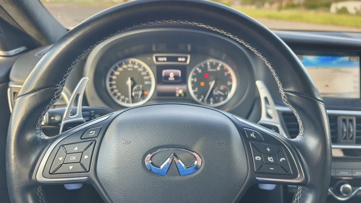 infiniti-q30-37