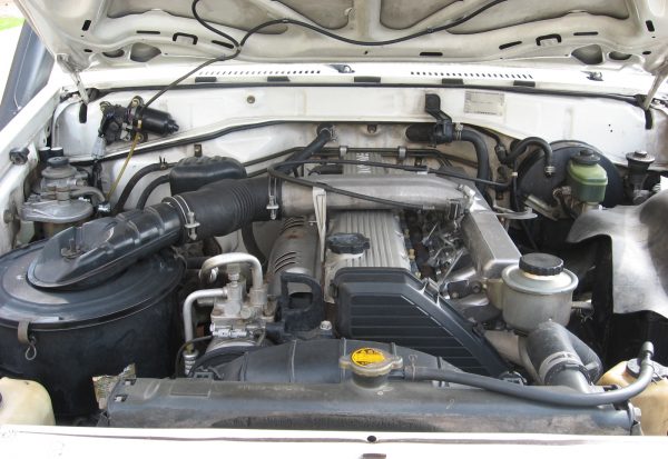 toyota_1hz_engine_01