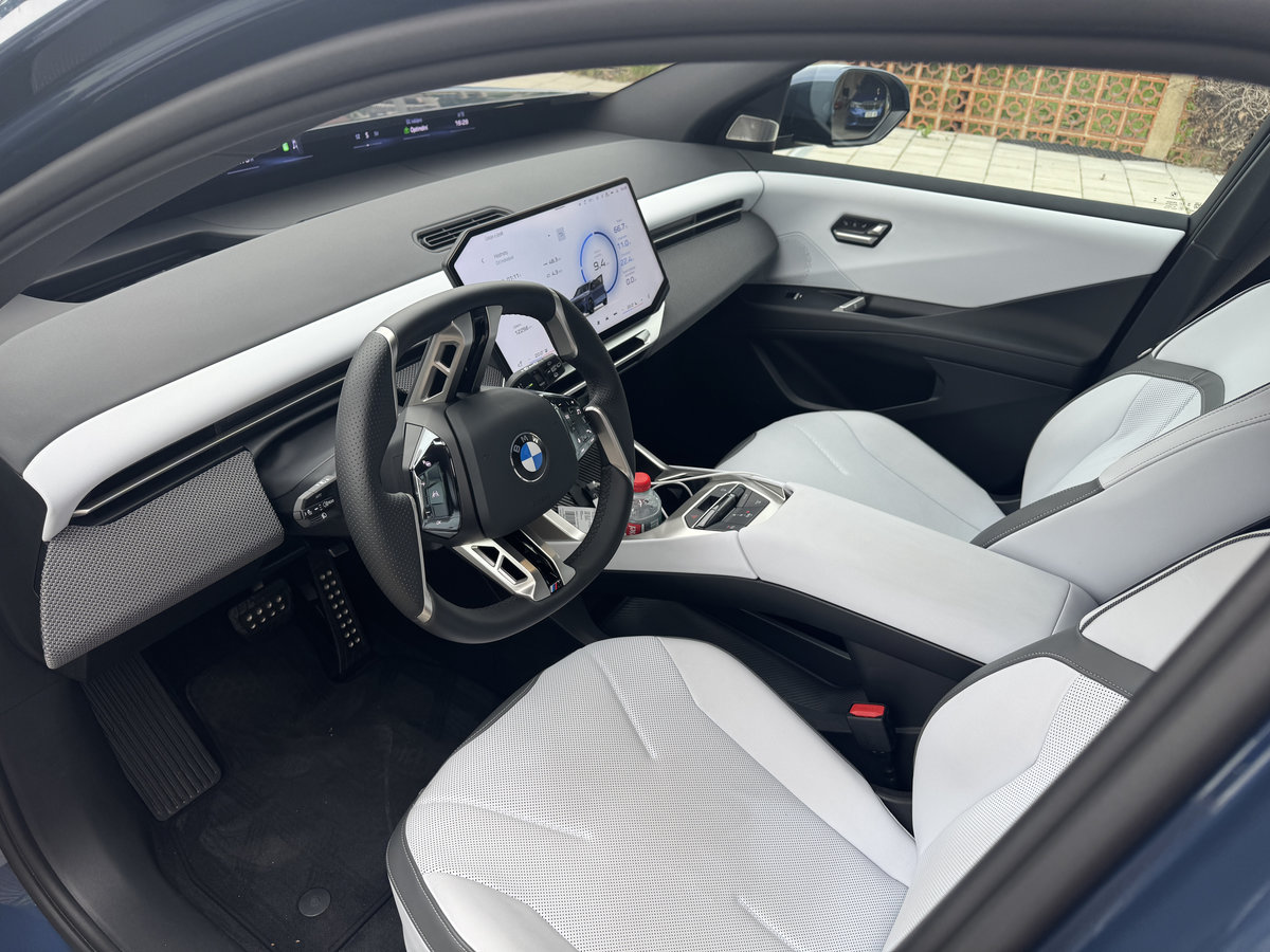 bmw-ix3-2026-9