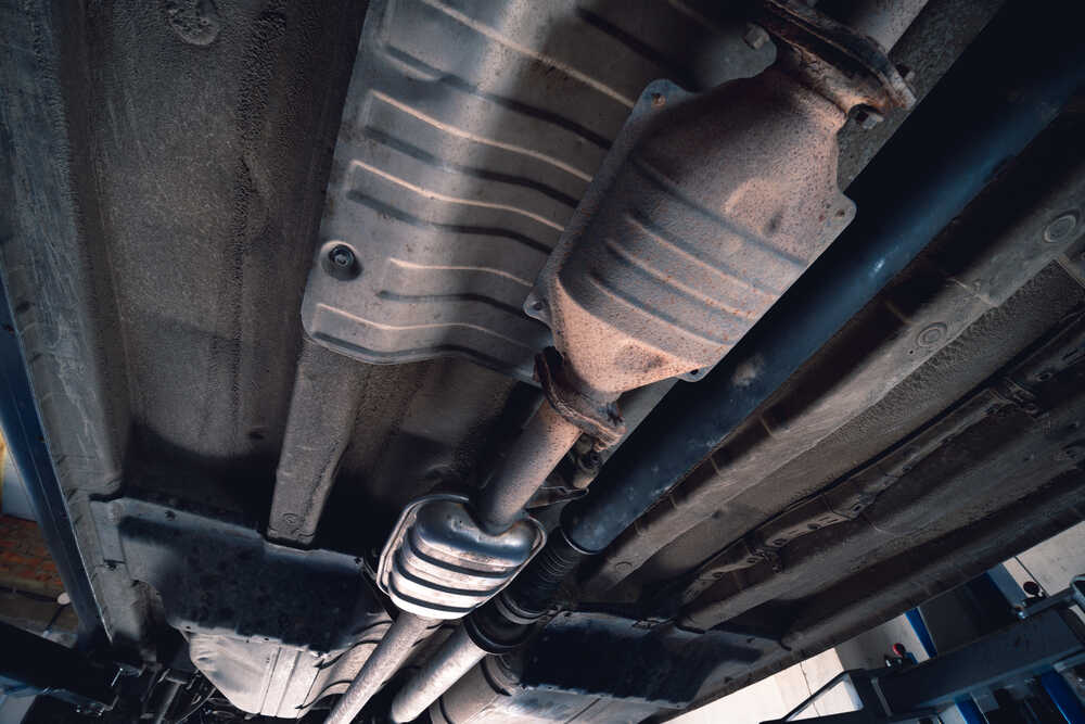 Krátké trasy je bleskově popraví. Proč u benzinových motorů hrozí oprava za 37 tisíc? Mechanici viní řidiče