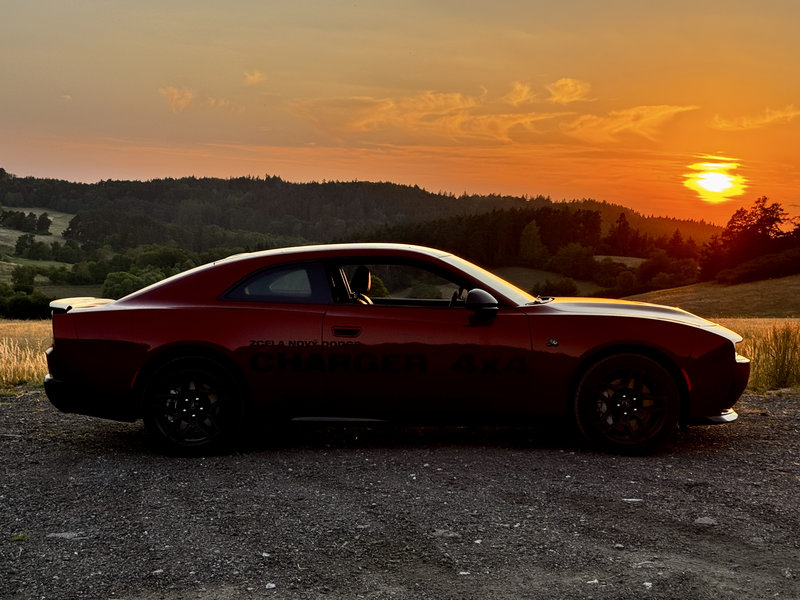 dodge-charger-scat-pack-2026-11