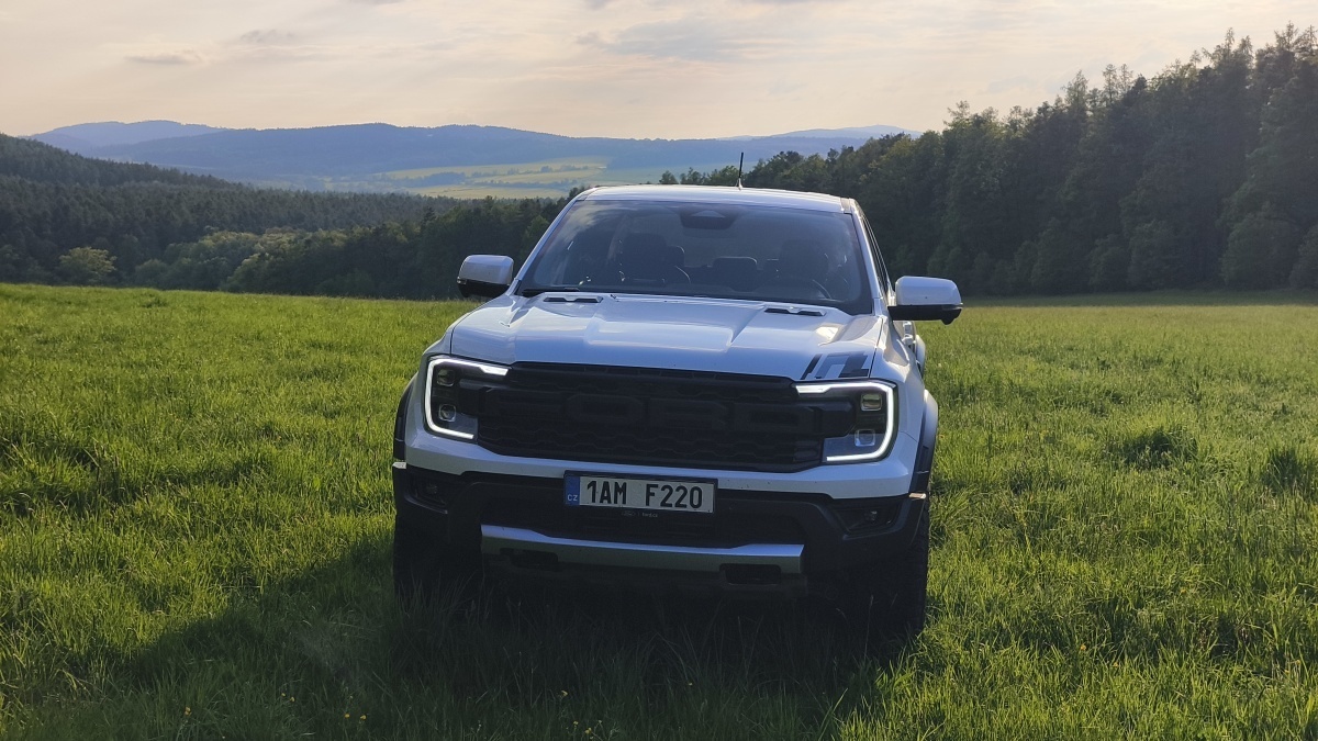 ford-ranger-raptor-2026-52