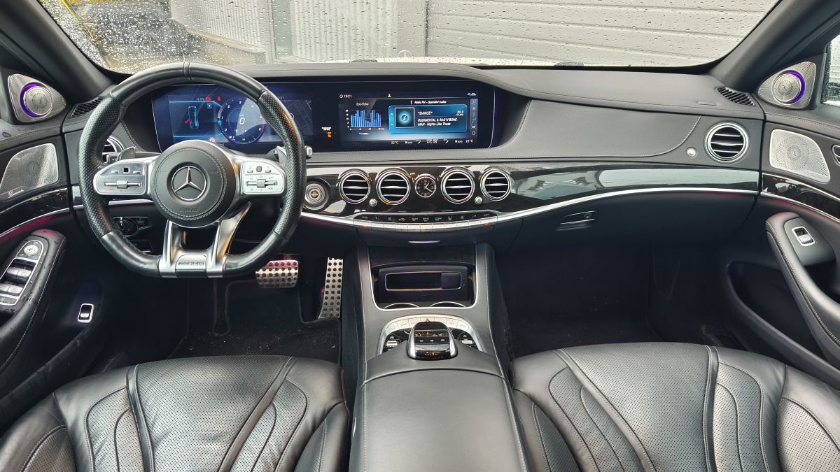 mercedes-benz-s-w222-22