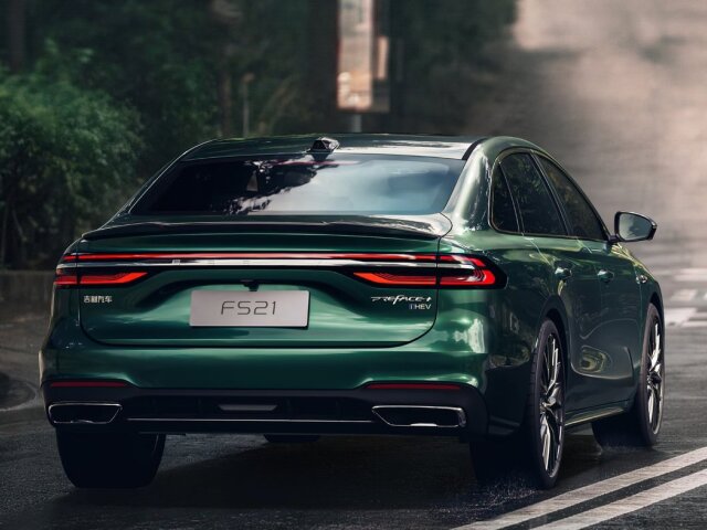 geely-xingrui-l-plus-2026-1