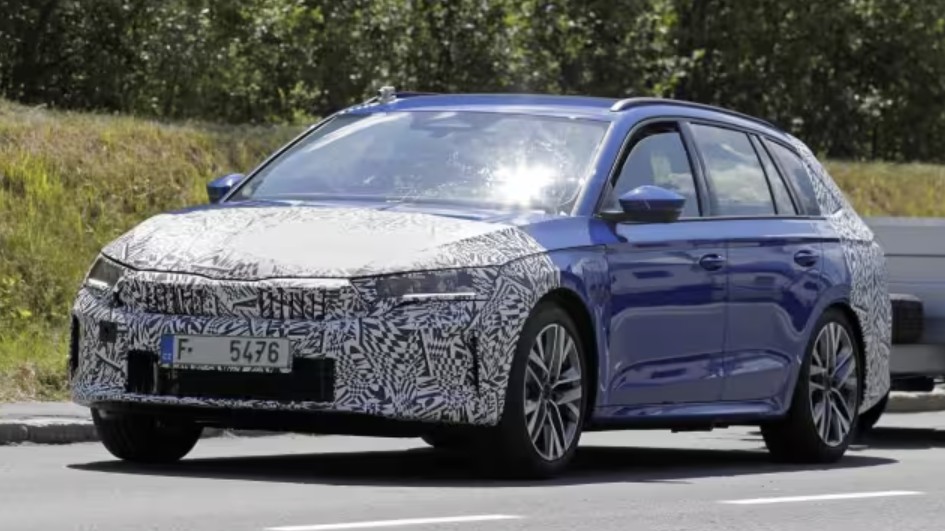 Škoda Octavia ještě nedostane další generaci, motory TDI končí. Facelift vsadí na hybridní techniku