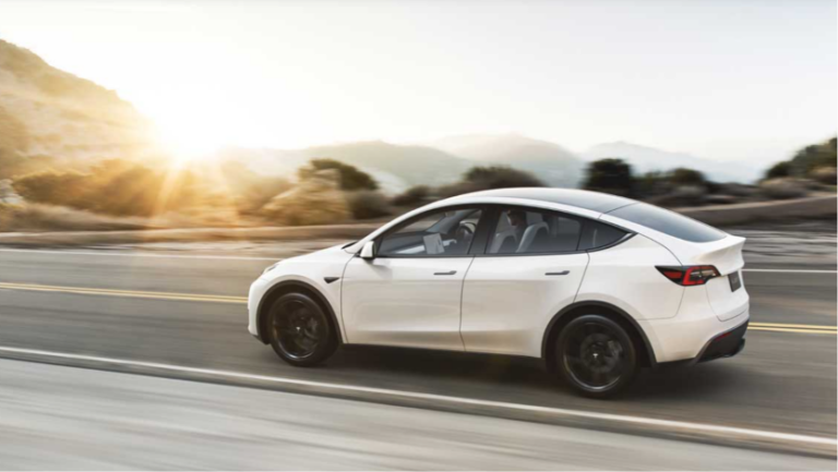 Tesla má vážný problém. U 1,2 milionu aut hrozí selhání podvozku a ztráta kontroly