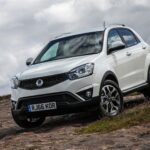 Oblíbené SUV přestalo startovat a začala noční můra. Oprava vyjde draze, majiteli doporučili koupit vrak na díly