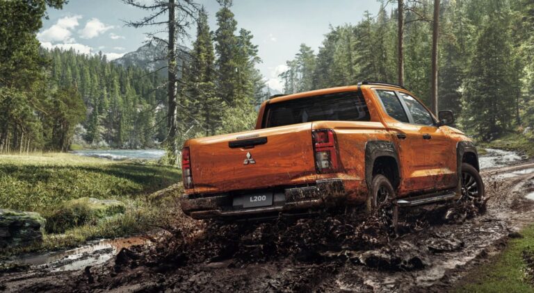 Po pěti letech je zpátky. Mitsubishi vrací do Evropy poctivý pick-up s dieselem