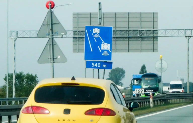 Nové radary už nehlídají jen rychlost. Řidičům hrozí pokuty za další tři přestupky
