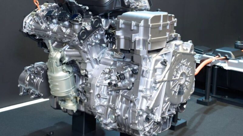 Honda chystá superúsporný hybrid. Spotřebu chce srazit o dalších 10 %, radost z jízdy zůstane
